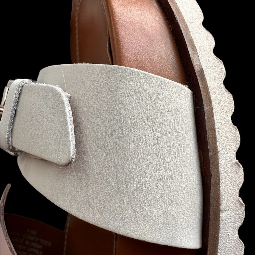 Diba True Carol Bee genuine leather upper buckled sandle MSRP $110 (9.5 M) - Picture 7 of 11